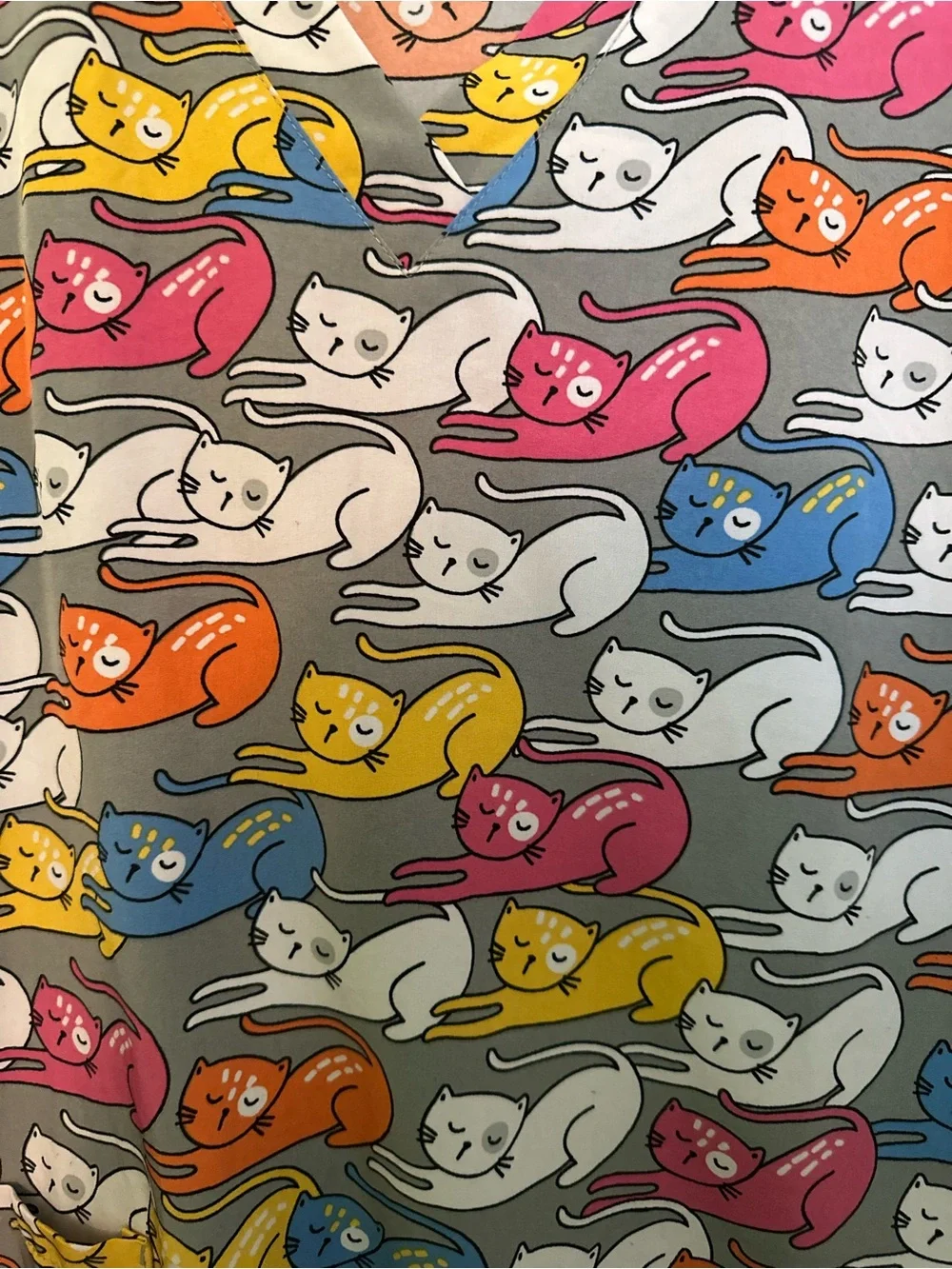 Divine Stretch by JDM Cat Print Scrub Top Size Large - Picture 3 of 5
